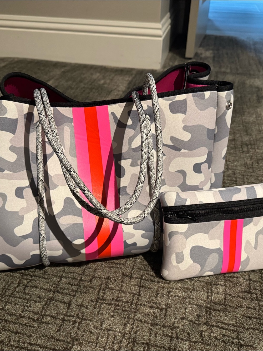 HAUTE SHORE Gray Camo Tote with Pink & Red Center Stripes with matching wristlet - Picture 2 of 6
